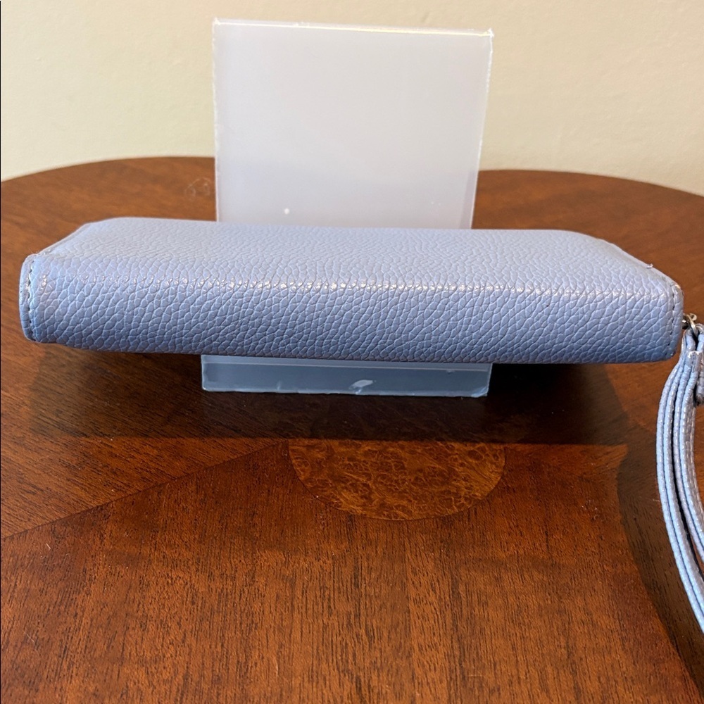 Adrienne Vittadini Periwinkle Zip Wallet  pebbled leather / vegan trim& interior - Picture 7 of 13